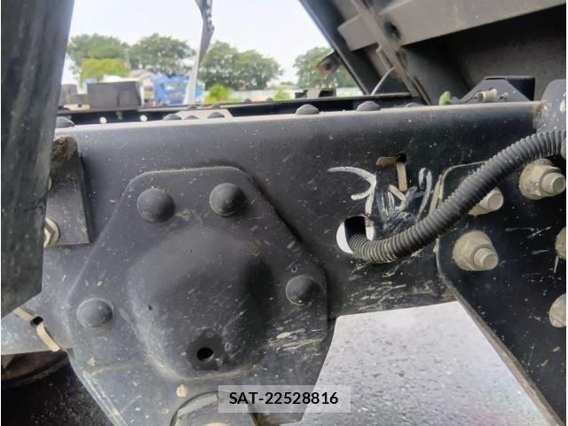 Isuzu ELF TRUCK 2015-09 8870926-13