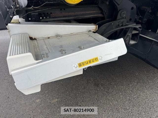 Isuzu ELF TRUCK 2017-07 8870915-19