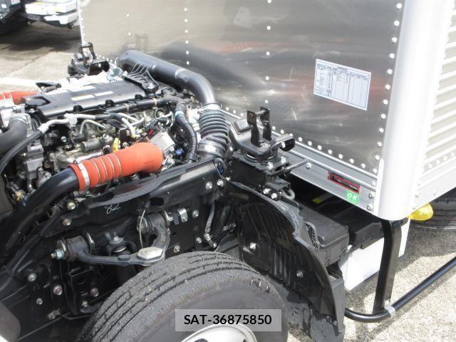 Isuzu ELF TRUCK 2024-05 8870913-14