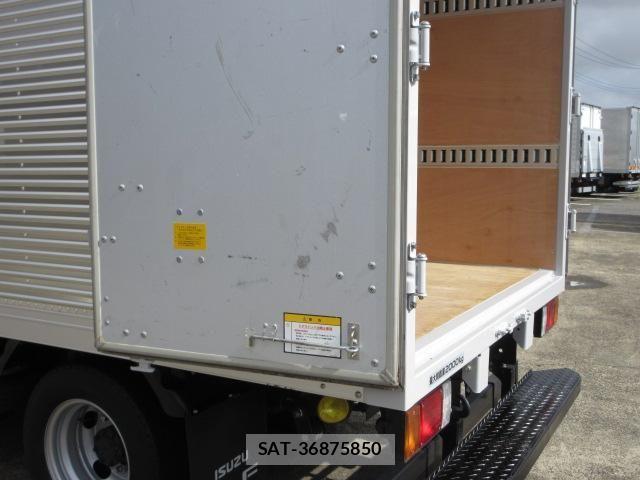 Isuzu ELF TRUCK 2024-05 8870913-27