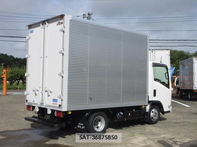 Isuzu ELF TRUCK 2024-05 8870913-2