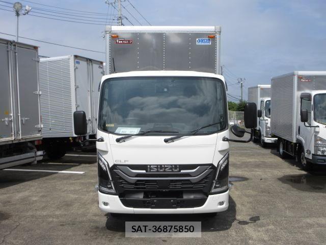 Isuzu ELF TRUCK 2024-05 8870913-4