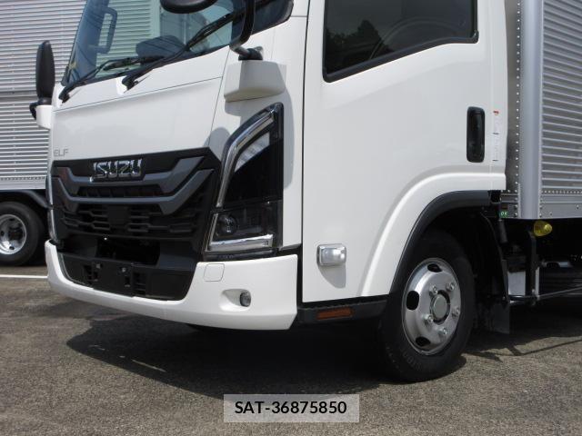 Isuzu ELF TRUCK 2024-05 8870913-6