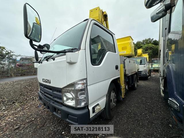 Isuzu ELF TRUCK 2014-08 8870932-1