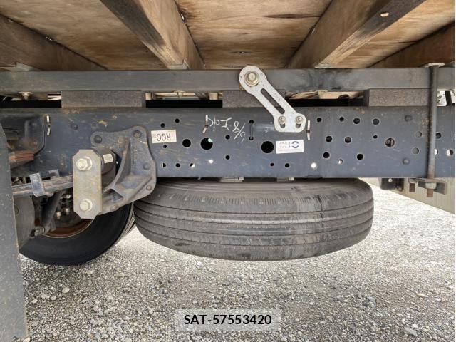 Isuzu ELF TRUCK 2018-06 8870919-11