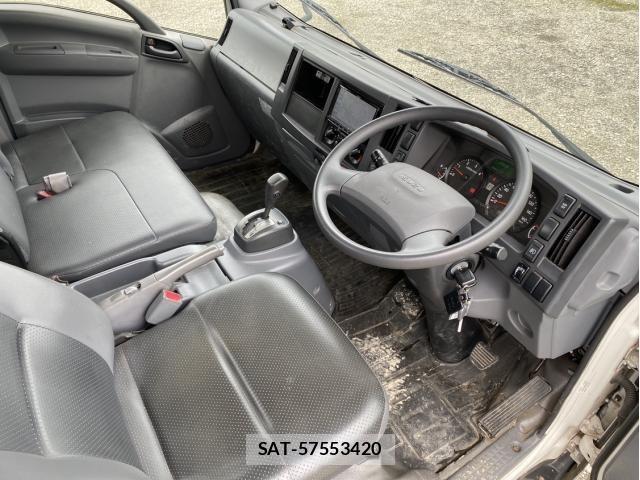 Isuzu ELF TRUCK 2018-06 8870919-16