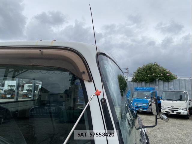 Isuzu ELF TRUCK 2018-06 8870919-27