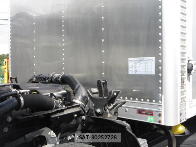 Isuzu ELF TRUCK 2018-09 8870918-14
