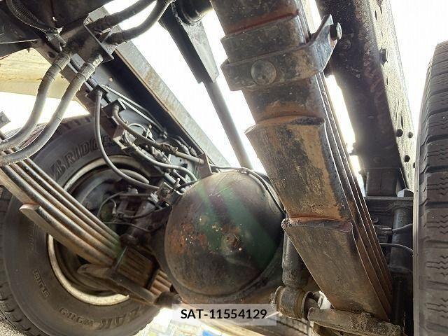 Isuzu ELF TRUCK 2002-09 8870923-24
