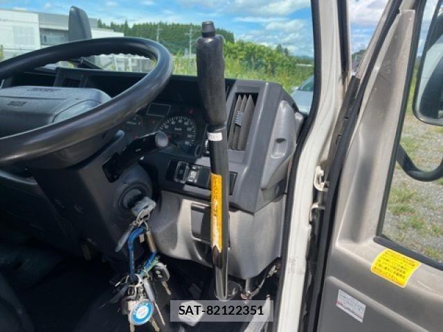 Isuzu ELF TRUCK 2014-08 8870933-16