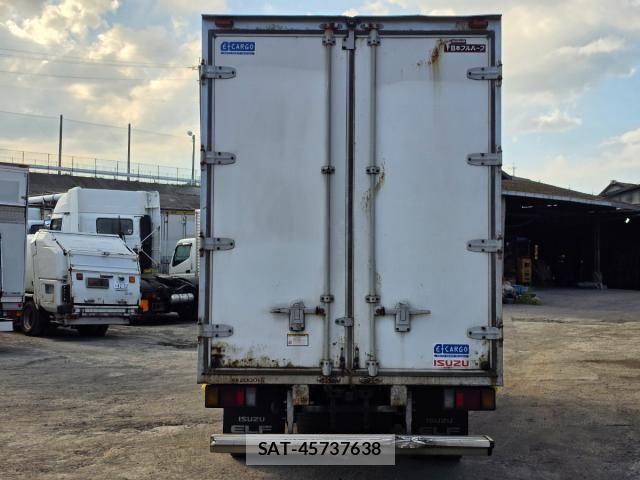 Isuzu ELF TRUCK 2013-09 8870931-10