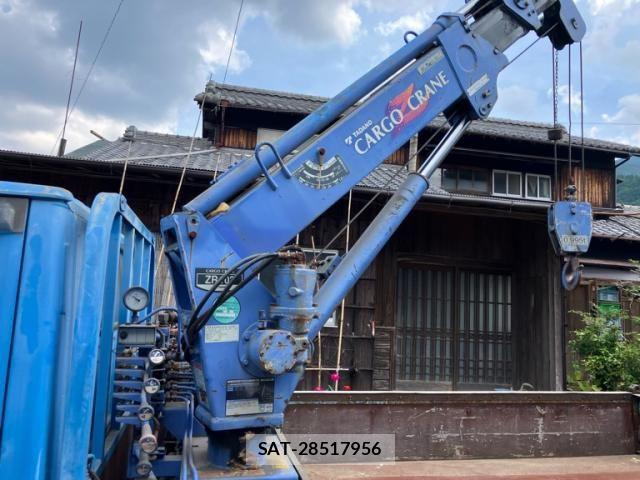 Isuzu ELF TRUCK 2006-03 8883574-7