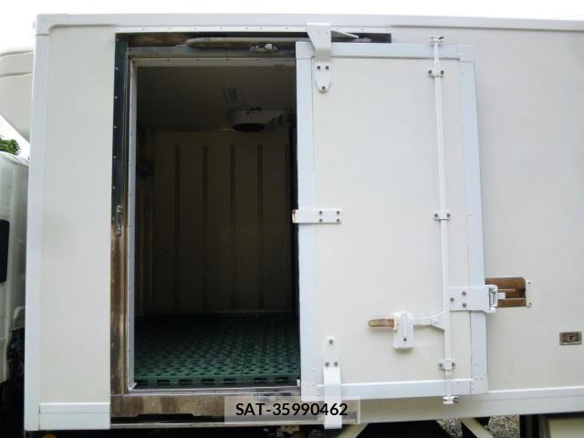 Isuzu ELF TRUCK 2021-06 8883555-9