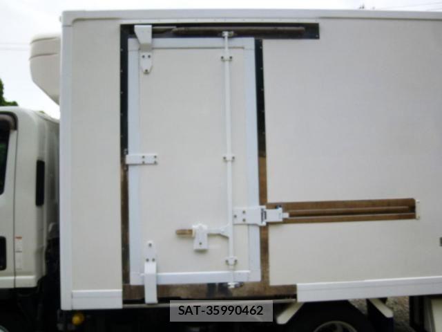 Isuzu ELF TRUCK 2021-06 8883555-8