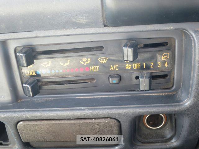 Isuzu ELF TRUCK 2005-01 8883570-16