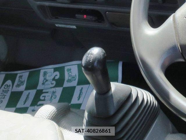 Isuzu ELF TRUCK 2005-01 8883570-20
