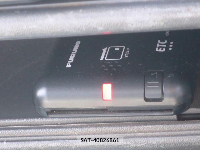 Isuzu ELF TRUCK 2005-01 8883570-21
