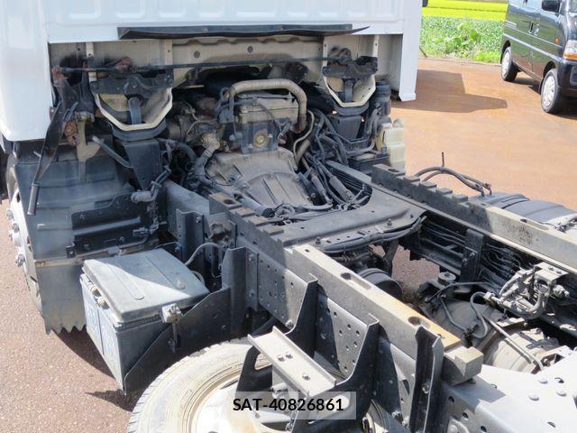 Isuzu ELF TRUCK 2005-01 8883570-25