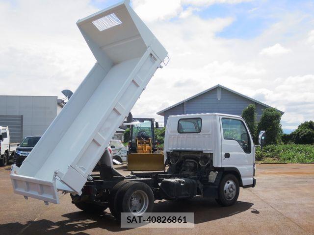 Isuzu ELF TRUCK 2005-01 8883570-2