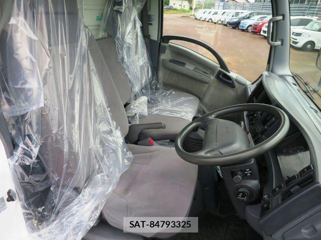 Isuzu ELF TRUCK 2010-12 8883558-13
