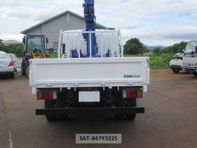 Isuzu ELF TRUCK 2010-12 8883558-3