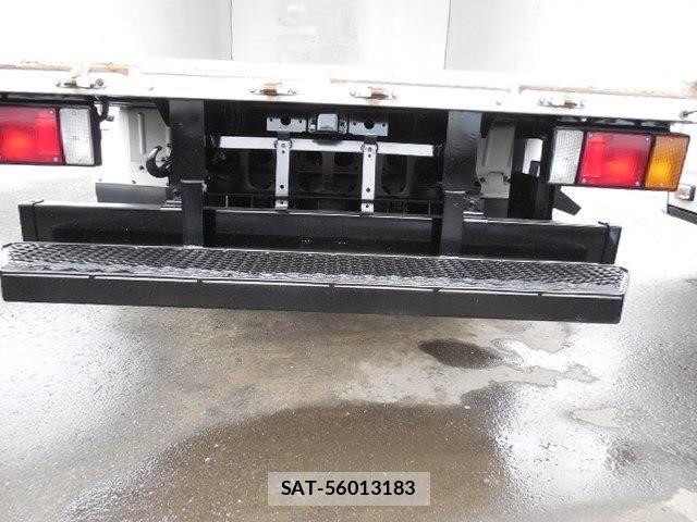 Isuzu ELF TRUCK 2016-06 8883573-9