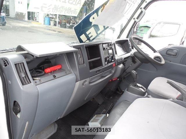 Isuzu ELF TRUCK 2016-06 8883573-16