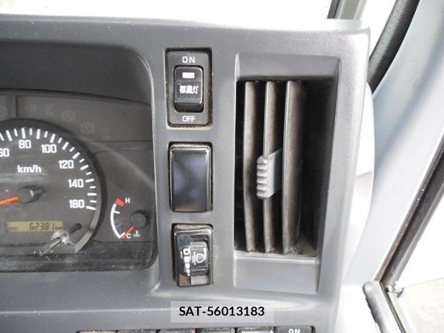 Isuzu ELF TRUCK 2016-06 8883573-20