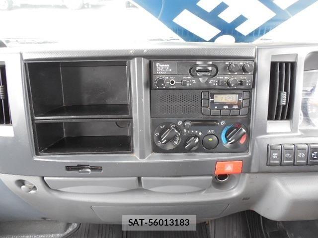 Isuzu ELF TRUCK 2016-06 8883573-22