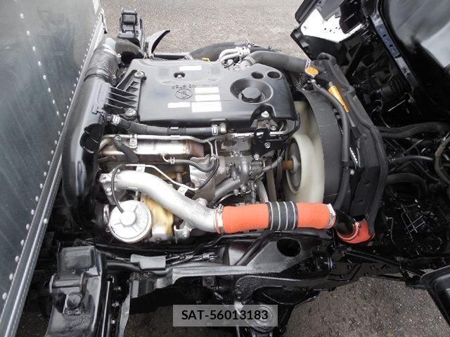 Isuzu ELF TRUCK 2016-06 8883573-24