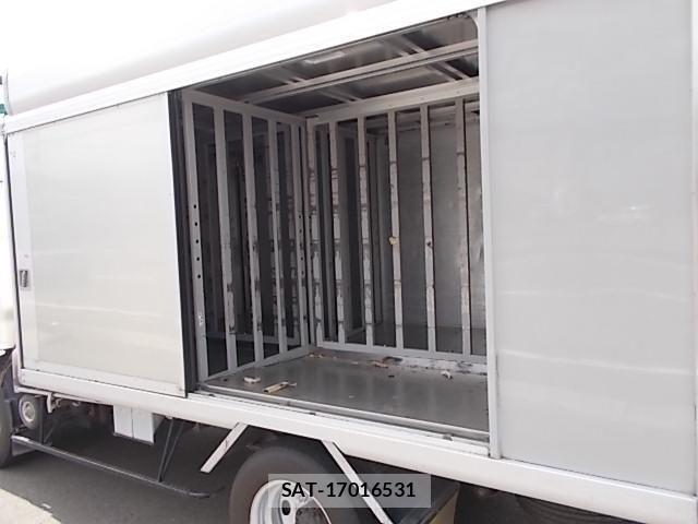 Isuzu ELF TRUCK 2015-05 8883572-28