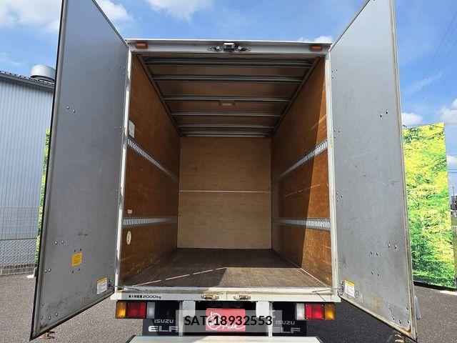 Isuzu ELF TRUCK 2018-09 8883569-9