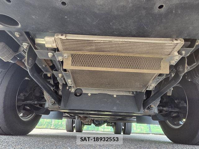 Isuzu ELF TRUCK 2018-09 8883569-16