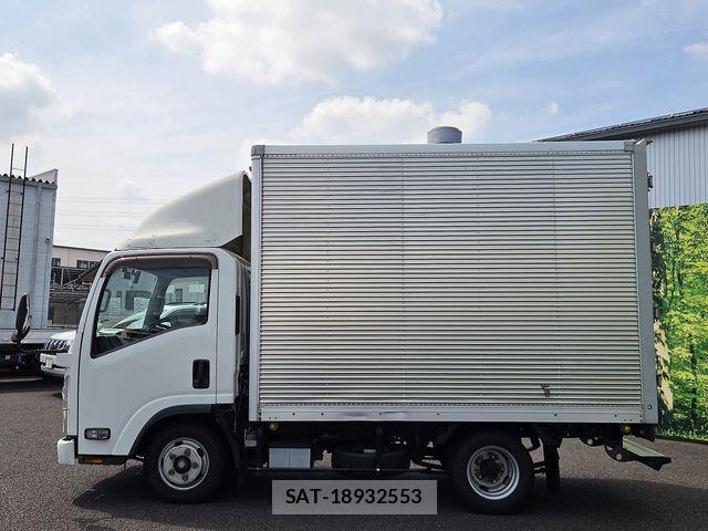 Isuzu ELF TRUCK 2018-09 8883569-1