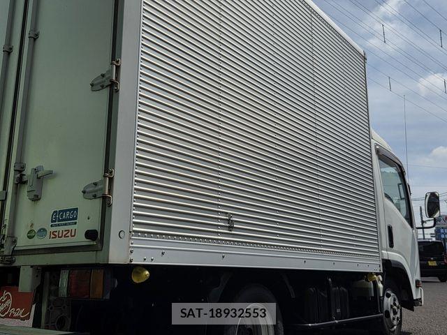 Isuzu ELF TRUCK 2018-09 8883569-5