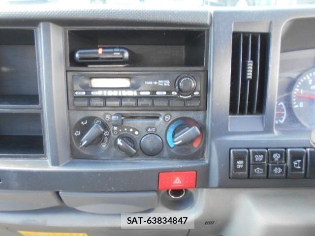 Isuzu ELF TRUCK 2011-09 8883568-16