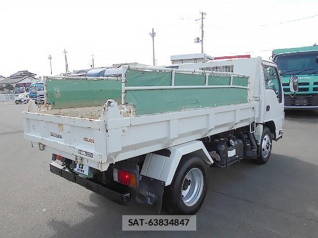 Isuzu ELF TRUCK 2011-09 8883568-3