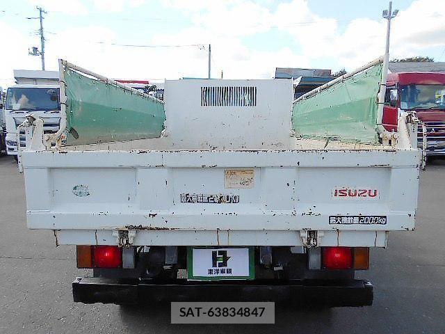 Isuzu ELF TRUCK 2011-09 8883568-4
