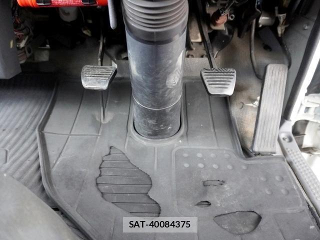 Isuzu ELF TRUCK 2014-09 8883566-23