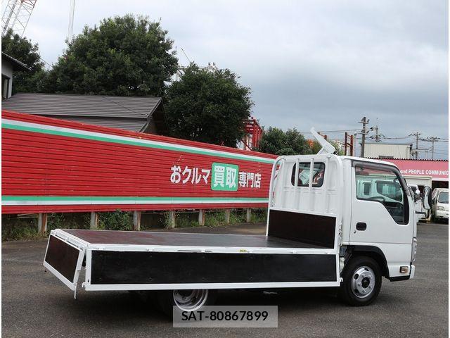 Isuzu ELF TRUCK 2017-08 8883561-12