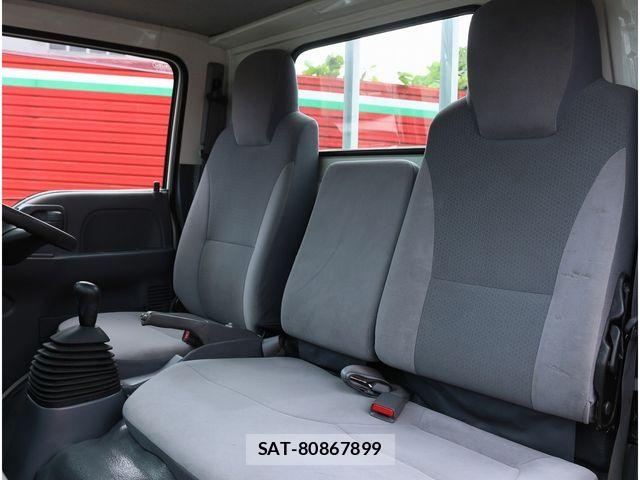 Isuzu ELF TRUCK 2017-08 8883561-28