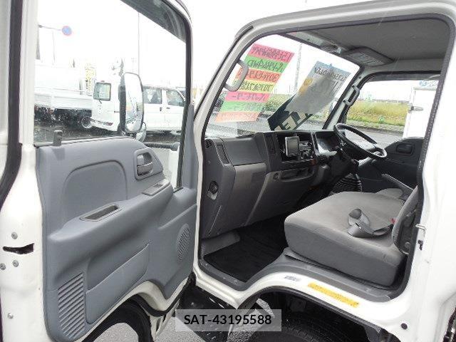 Isuzu ELF TRUCK 2012-06 8883575-16