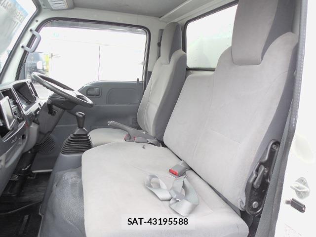 Isuzu ELF TRUCK 2012-06 8883575-18