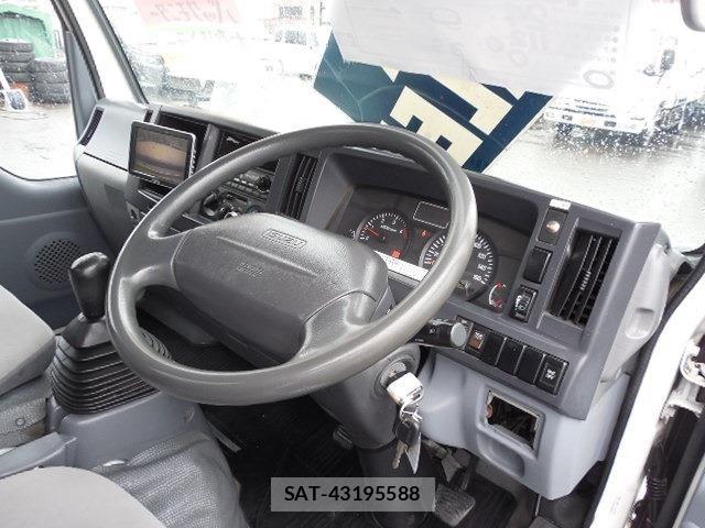 Isuzu ELF TRUCK 2012-06 8883575-20