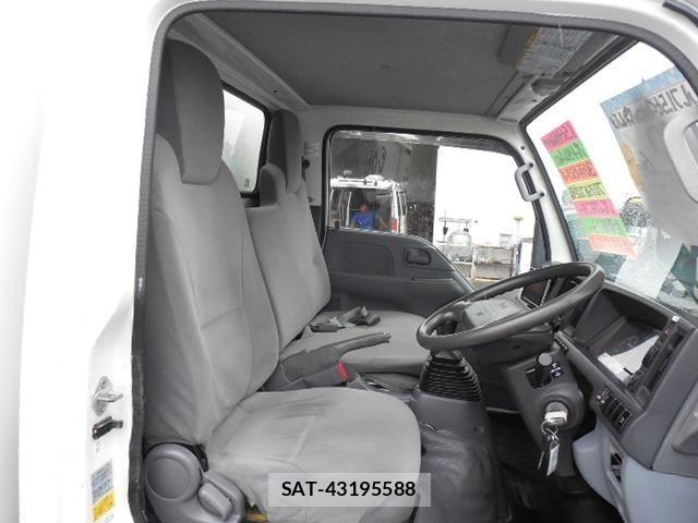 Isuzu ELF TRUCK 2012-06 8883575-21