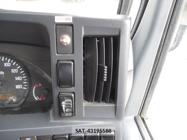 Isuzu ELF TRUCK 2012-06 8883575-26