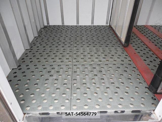 Isuzu ELF TRUCK 2014-04 8883571-11