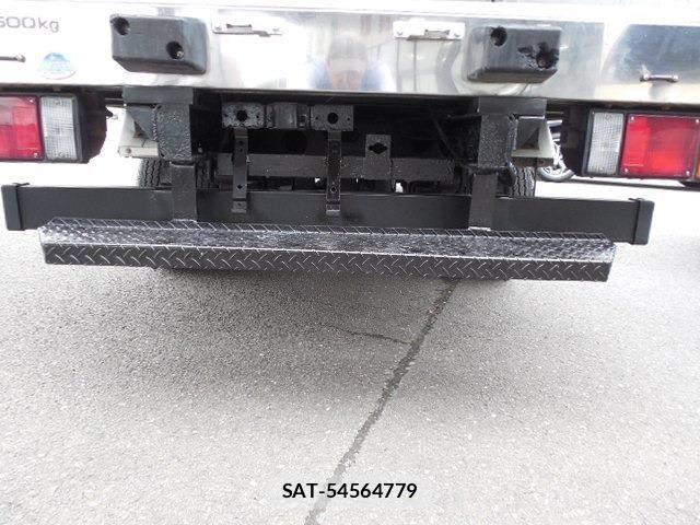 Isuzu ELF TRUCK 2014-04 8883571-13