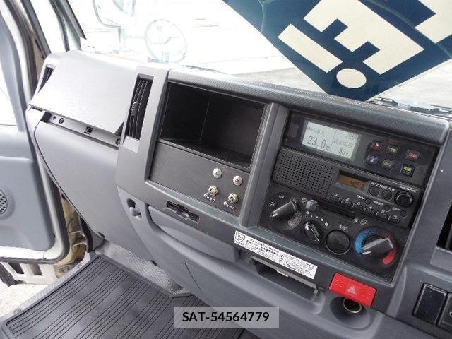 Isuzu ELF TRUCK 2014-04 8883571-28