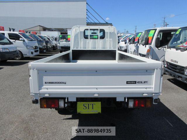 Isuzu ELF TRUCK 2019-06 8883564-2